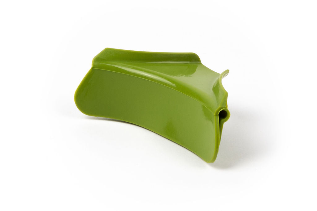 Silicone Slip On Pour Spout Bowls Pots & Pans, Drip Free Easy Pouring Kitchen
